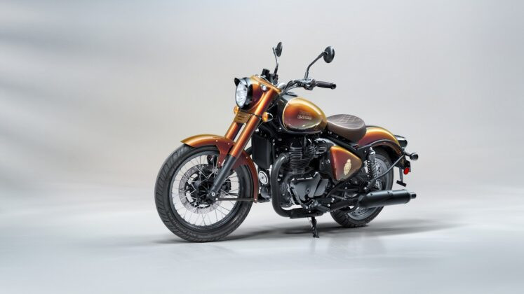 Royal Enfield Classic 650 празнува 125 години с лимитирана серия от 125 мотоциклета за 8090 евро