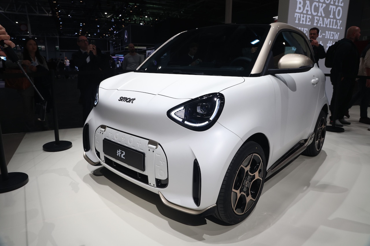 Новият Smart #2 дебютира в Париж: електрически наследник на Fortwo с цена под 20 000 евро