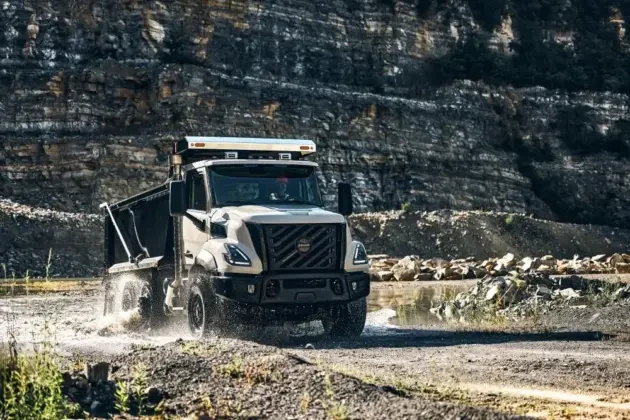 Volvo VNX дебютира с 540 к.с. и капацитет до 72,5 тона за най-тежките превози в Северна Америка
