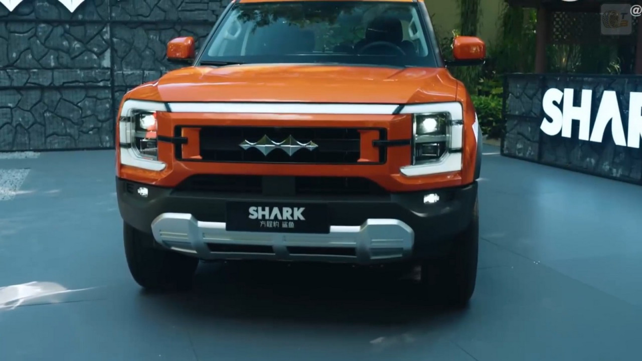 Fang Cheng Bao Shark 2027 идва с 430 к.с., 650 Nm и пробег над 800 км
