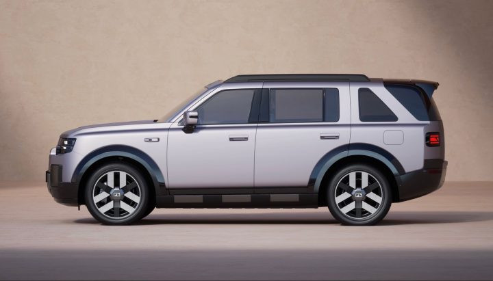 Freelander се завръща като отделна марка с 818 к.с. и новия Freelander 8