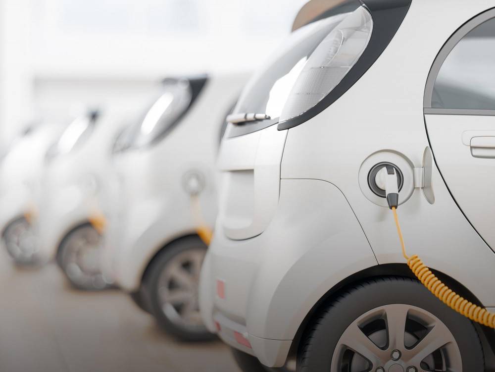 Продажбите на електромобили в Европа и ще има ли стимулиране за електромобилността в България