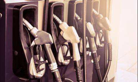 Какво трябва да знаем за приетата отстъпка от 25 ст на литър?