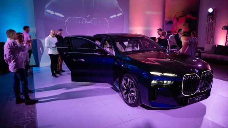 Електрическият BMW i7 вече е в България