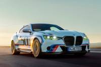 BMW Limited Edition 3.0 CSL е с 552 конски сили и струва $780 000 (Видео)