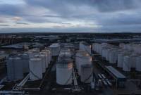 Откраднаха стотици тонове гориво от база на НАТО в Белгия и ги пласираха през бензиностанции в Италия