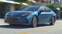 Toyota представи деветото поколение на Camry