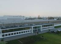 Lamborghini иска да намали въглеродните емисии с 40% на автомобил до 2030 г