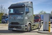 Прототип на Mercedes-Benz eActros бе зареден с 1000kW за първи път