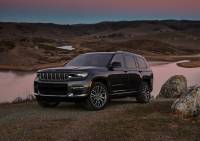 Stellantis временно спира производството на модели Durango и Grand Cherokee