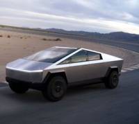 Tesla предлага лизинг на Cybertruck за 999 долара, за да увеличи търсенето