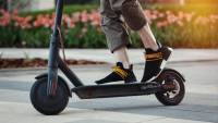 Европейската транспортна комисия призовава за ограничение на скоростта на електрическите тротинетки до 20 км/ч