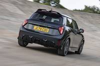 Какво да очакваме от електрическите модели MINI през 2025