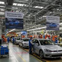 Hecho en Mexico: Volkswagen премества производството на Golf в Пуебла