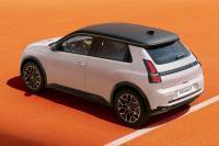 Renault 5 E-Tech: Голям шлем за петицата!