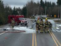 Пожарни екипи в Вашингтон използват специални одеала за гасене на пожари на електрически автомобили