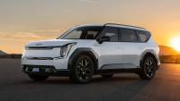 Kia EV9 Nightfall Edition: по-впечатляващ и по-бърз