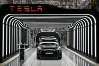 Tesla отлага плана за влизане в Индия заради високи данъци