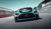 Звяр на пътя - Mercedes-AMG GT2 Edition W16