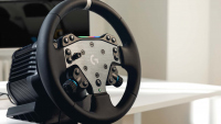 Новият волан Logitech RS50 се прицелва в сериозните фенове