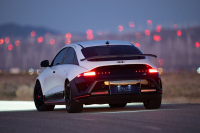 Новият Hyundai Ioniq 6: първи голям фейслифт с до 680 км пробег