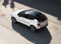 Volvo EX30 добавя нова базова версия с 150 к.с.