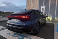 Електромобилите в Европа поевтиняват през 2025 г.