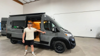 Boho Camper Vans превръща Ram ProMaster в Buttercup