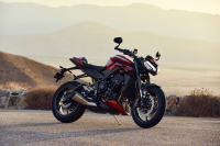Triumph Street Triple 765 RS прави спорта удобен всеки ден
