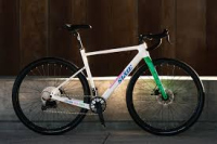 State Carbon Road велосипеди с SRAM Rival AXS от 2 700 долара