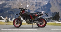 Ducati Hypermotard 698 Mono Nera с MotoGP технологии и 77,5 к.с.