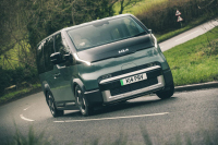 Kia PV5 вече предлага 7 места и до 390 км пробег