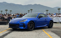Subaru BRZ tS прави Toyota GR86 да изглежда по-мек