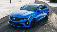 Cadillac CT4-V Blackwing предлага M3 усещане с ръчна скоростна кутия 