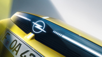 Opel Astra се превръща в кросоувър, но запазва комбито