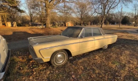 Сензационна находка: Ретро Plymouth Fury VIP от 1966 г. е открит непокътнат в стара плевня