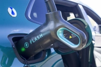 Geely постави под въпрос Flash Charging на BYD