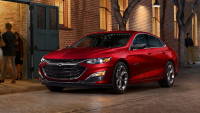 Chevrolet подготвя нов спортен седан: Camaro се завръща с четири врати?