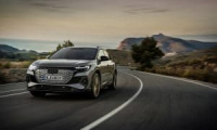 Audi Q4 e-tron 2026: Пробег от 592 км и иновации, които променят правилата