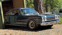 Plymouth GTX 1967: Легендарният „Muscle Car“ с 426 Hemi се завръща на пътя
