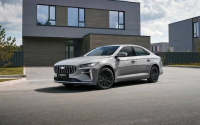 Geely Preface L90 дебютира с хибрид и мощност до 272 к.с.