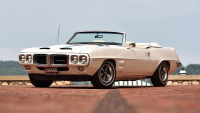 Рядък Pontiac Firebird Trans Am кабриолет от 1969 г. се връща на търг през 2027 г.