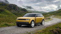 Завръщане към корените: Дигитален рендър пресъздава тривратия Range Rover Classic