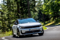 Opel Corsa GSE: Електрическият бегач атакува пазара с убийствена цена и 280 конски сили