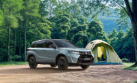 Стелт стил и богато оборудване: Suzuki представя лимитираните версии Vitara и S-Cross Kuro във Великобритания