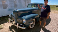 1940 Nash Ambassador: Предвоенна американска класика оживя след десетилетия в хамбар