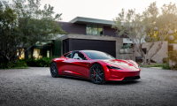Tesla Roadster: Дългоочакваното завръщане с космически технологии и демонстрация на SpaceX пропулсори