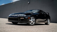Неподправена японска икона: 1997 Toyota Supra Turbo с перфектно оригинален вид се продава за 114 900 долара