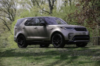 Водна криза в Маранело? Не, в британския лагер: Land Rover изтегля Discovery заради дефектна задна камера