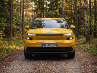 Hyundai Kona (2027): Корейците подготвят радикална промяна с по-агресивна визия и избор от двигатели